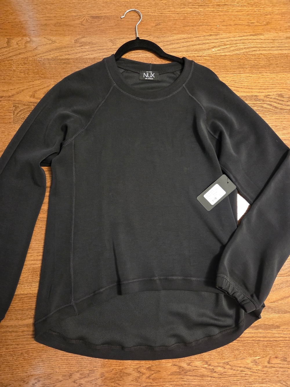 New NUX Women's Long Sleeve Scoop Neck Pullover Top- Black, Large